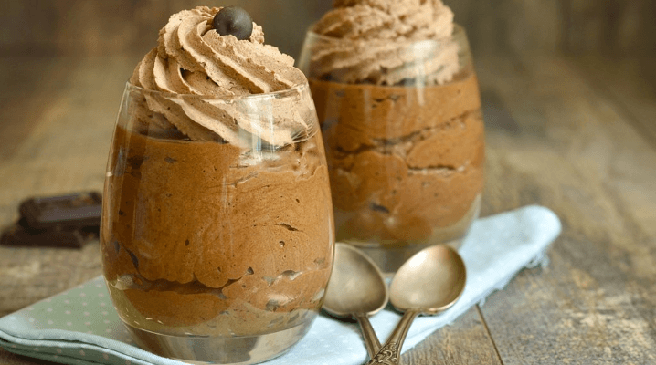 Mousse Au Chocolat