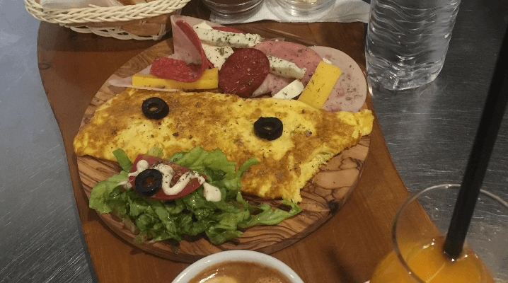 Omelette Tuna