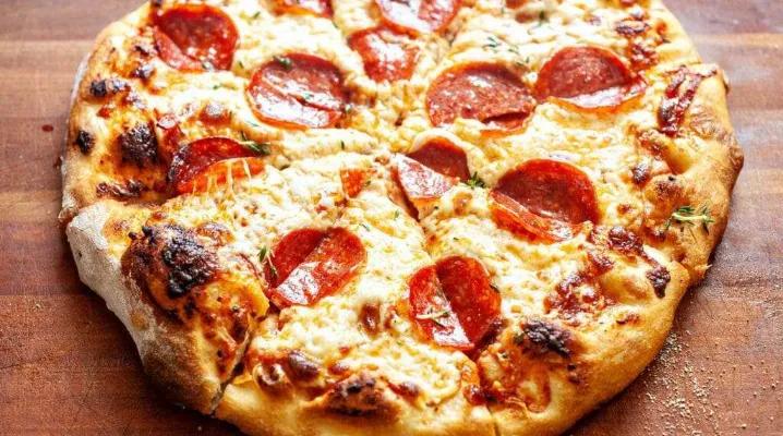 Pizza Hut Pepperoni