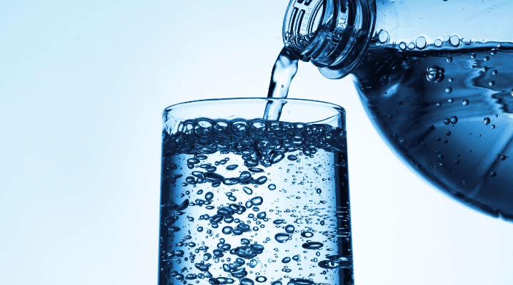 Eau gazéifiée ½ L