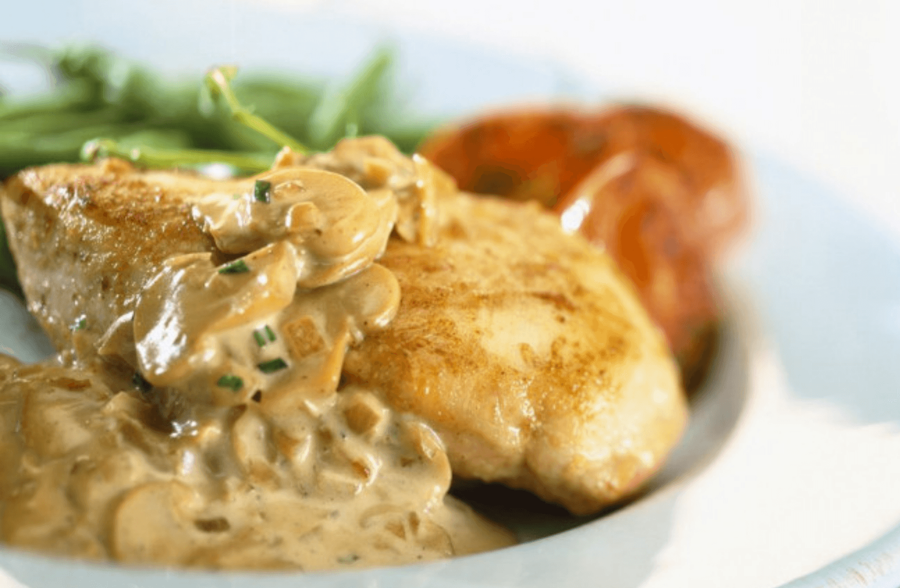 Blanc de poulet sauce champignons