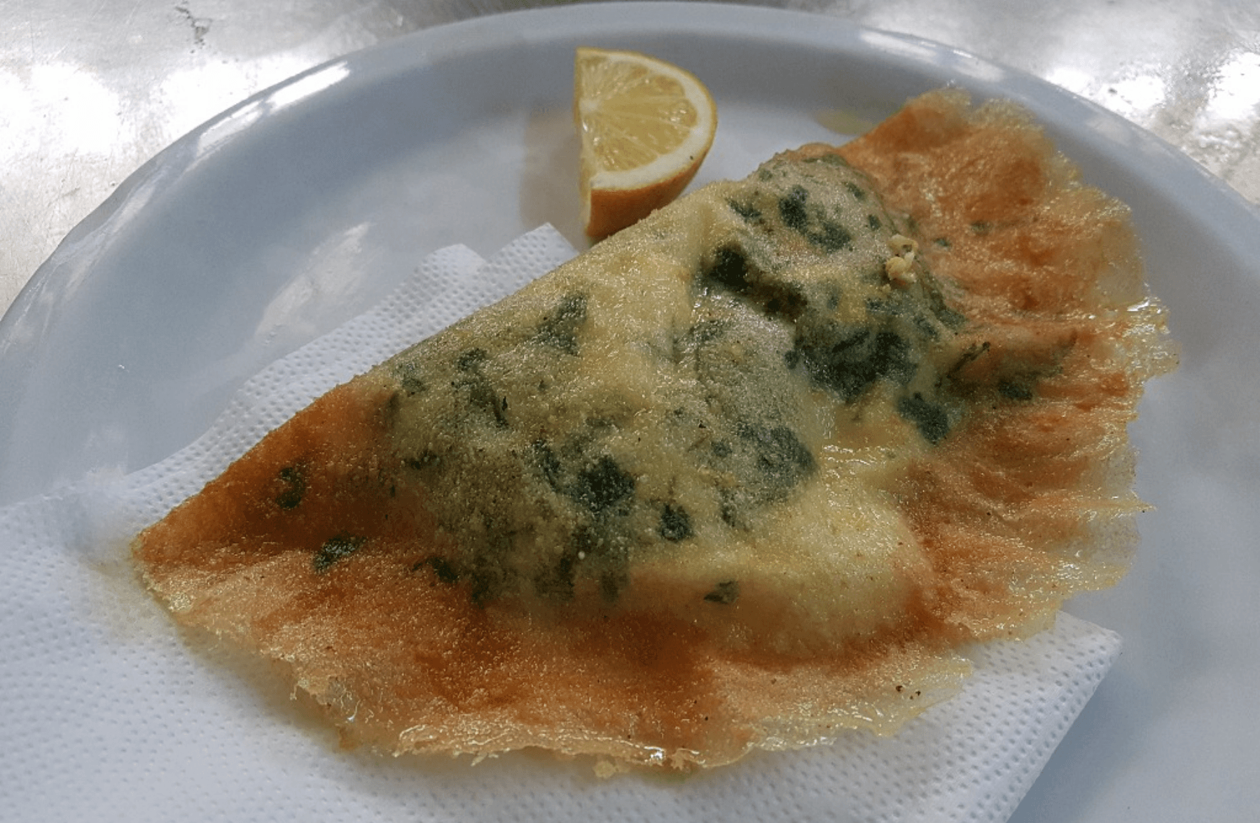 Brik au thon ,fromage et œuf