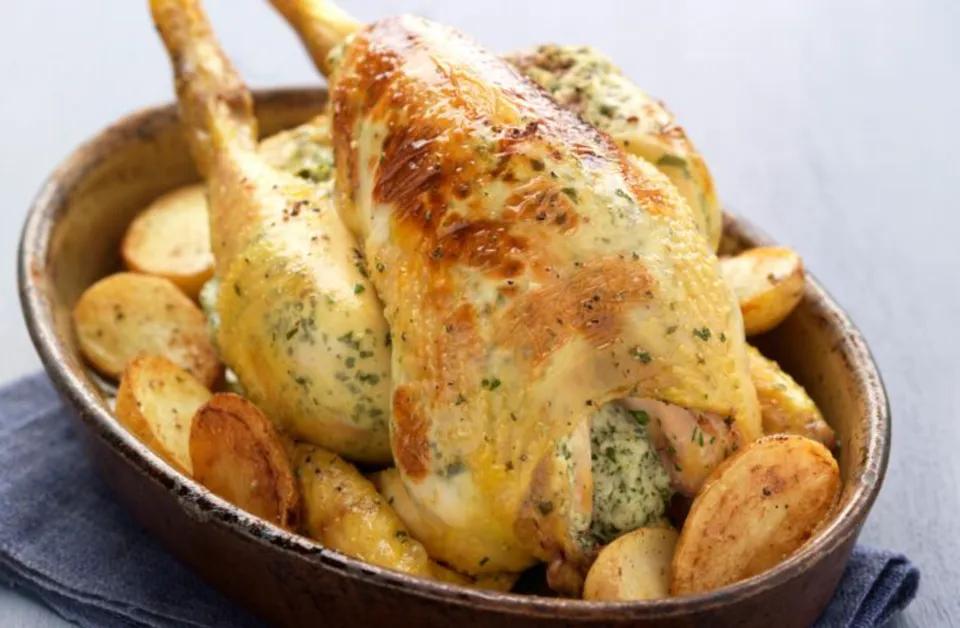 Poulet entier farcie