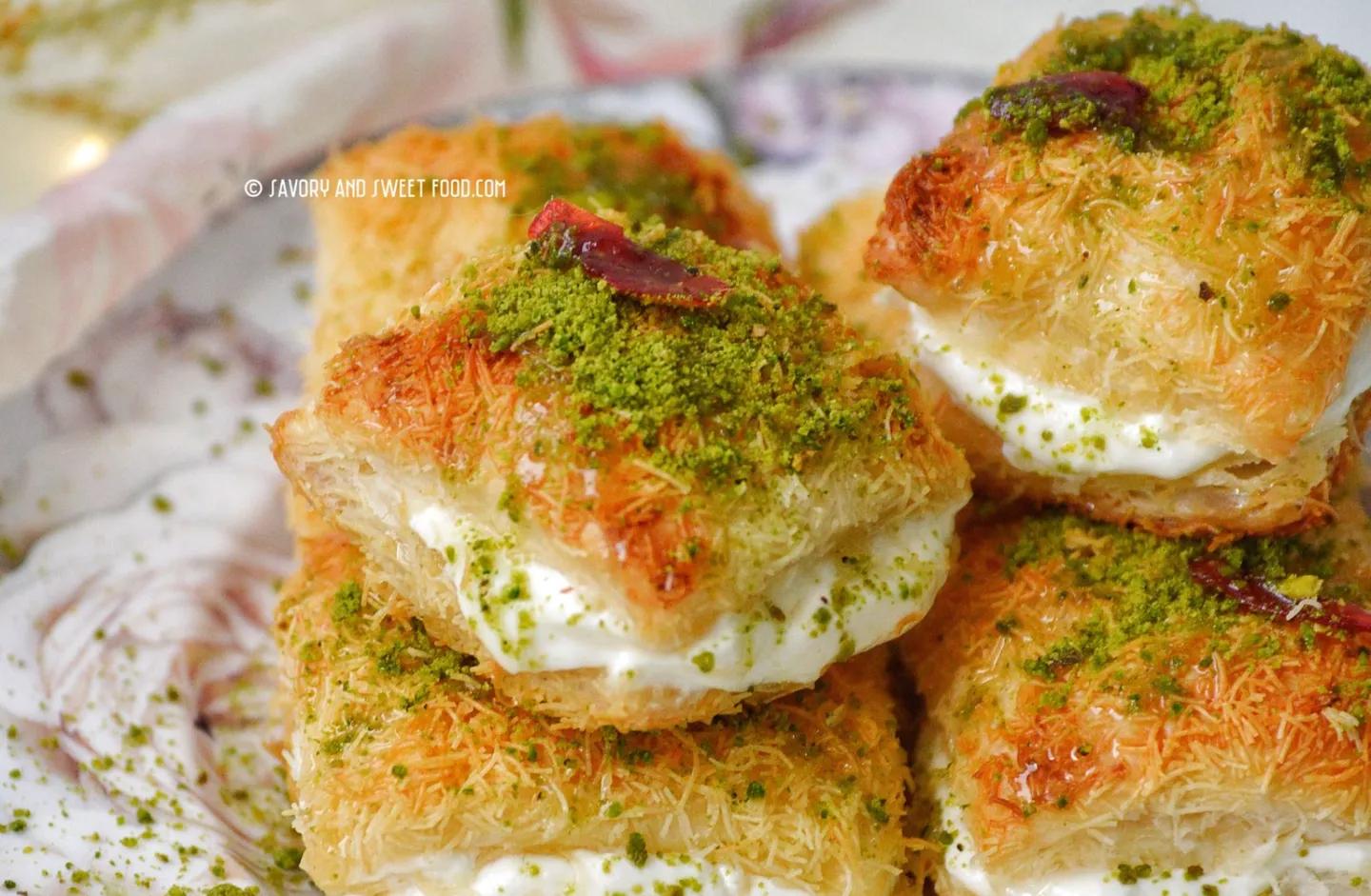 Mini Kounefa