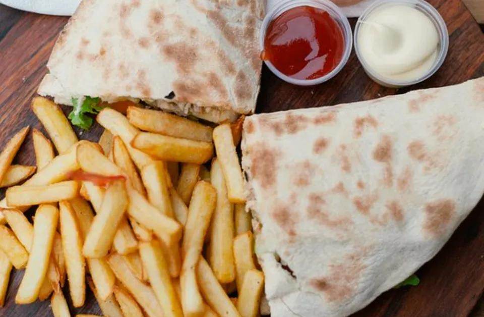 Makloub Chawarma