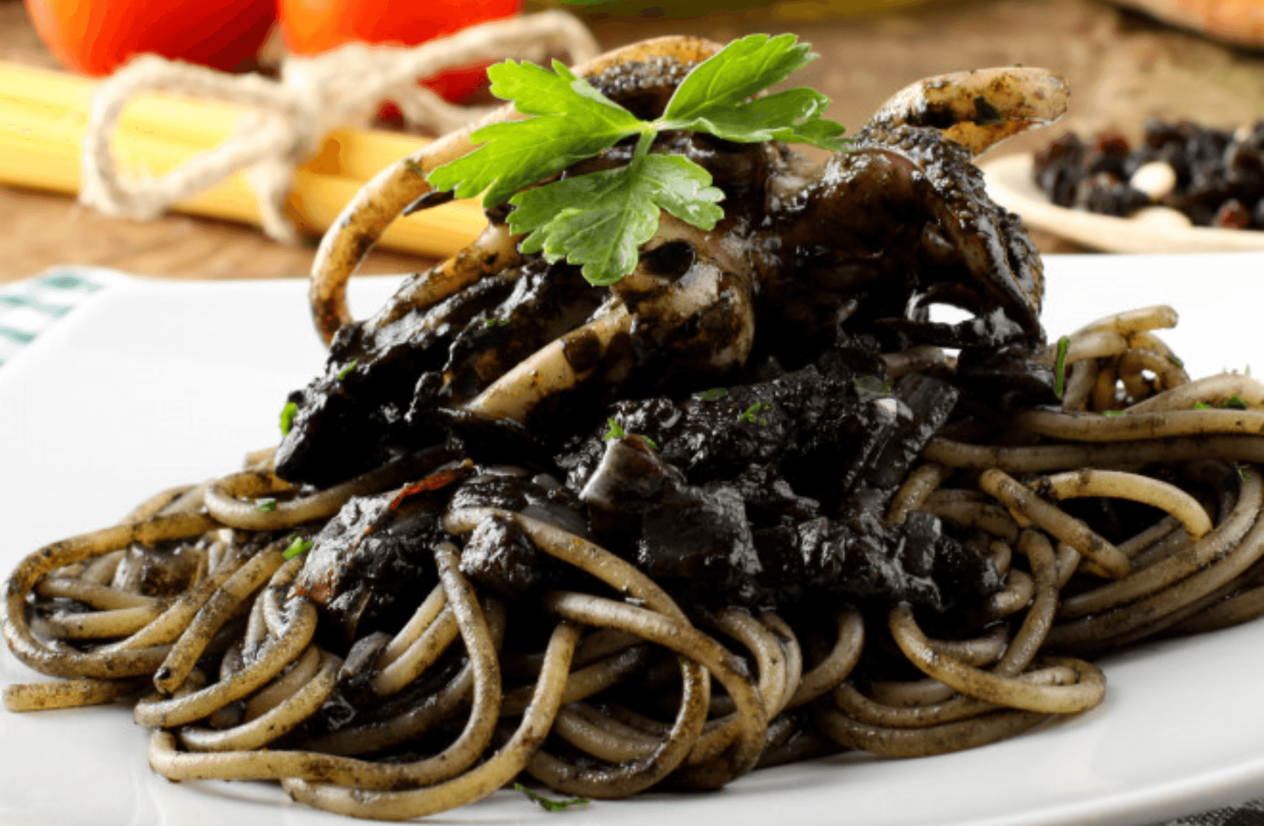 Ravioli encre de seiche fruits de mer