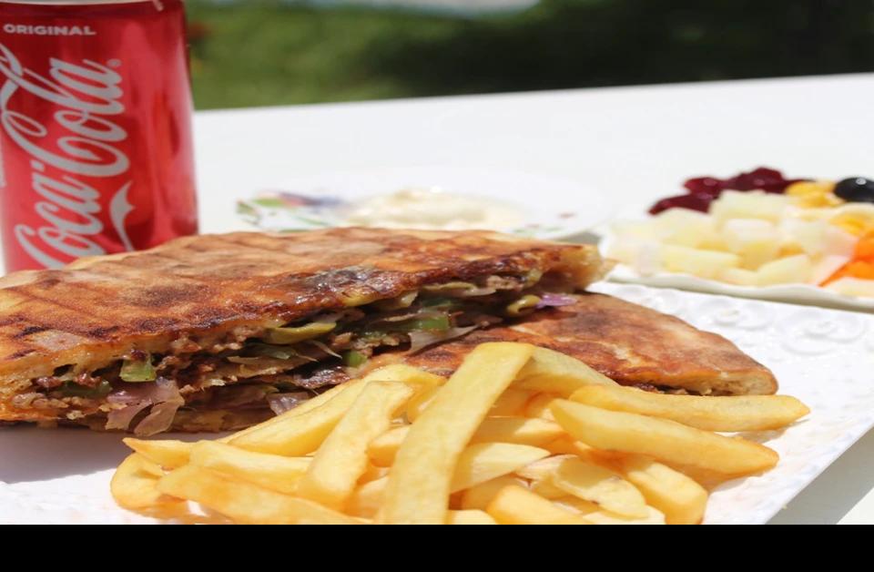 Sandwich Baguette Sésame Viande Hachée