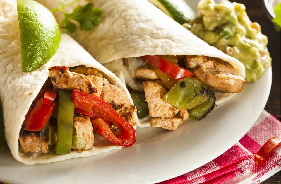 1 Fajitas + barquette de frites + jus rouiba