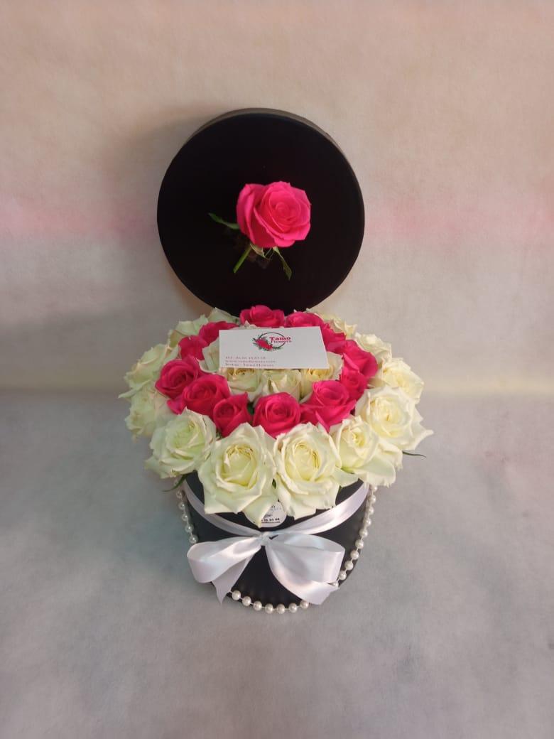 Box Avec rose Blanche & Rose
