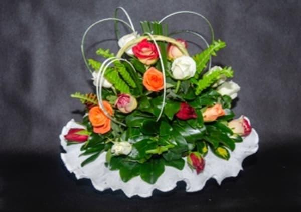 Panier En Orange Et Rouge