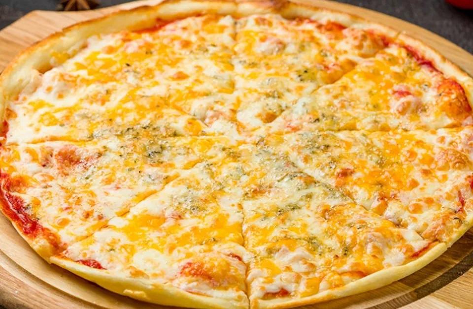Pizza 4 Fromages