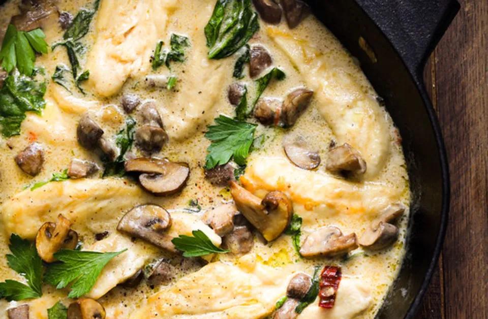 Poulet Sauce Champignons