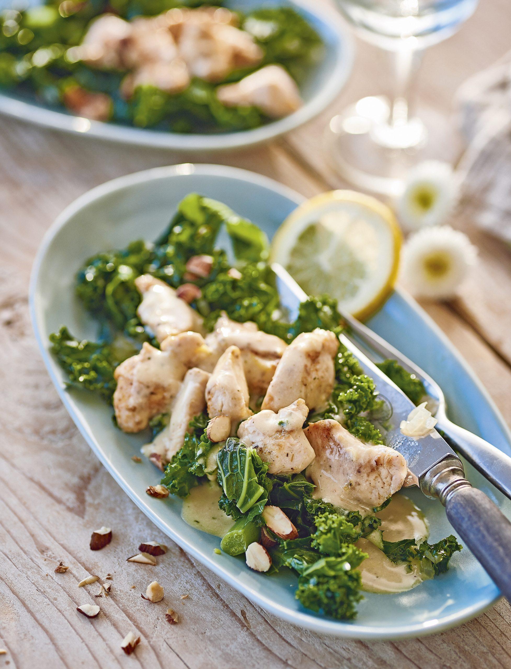 M'9ila Émince De Poulet Fassiya