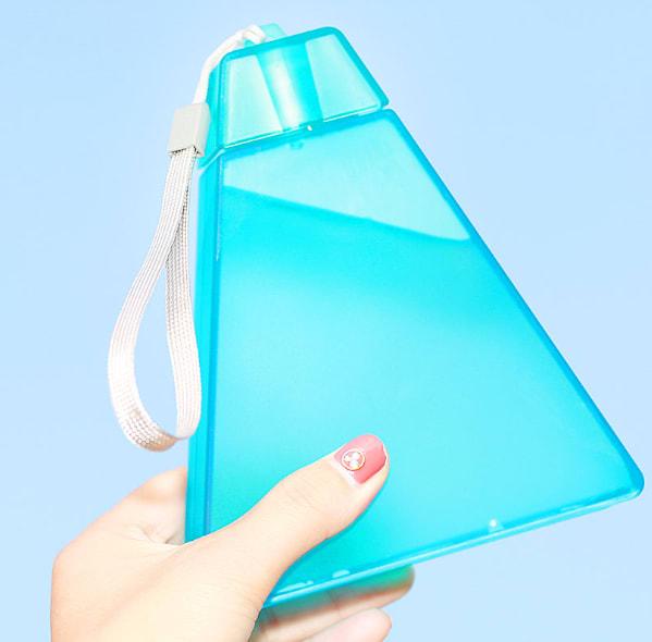 Bouteille Bleu 260ml en plastique Pyramid Happinese Remax RT-CUP34