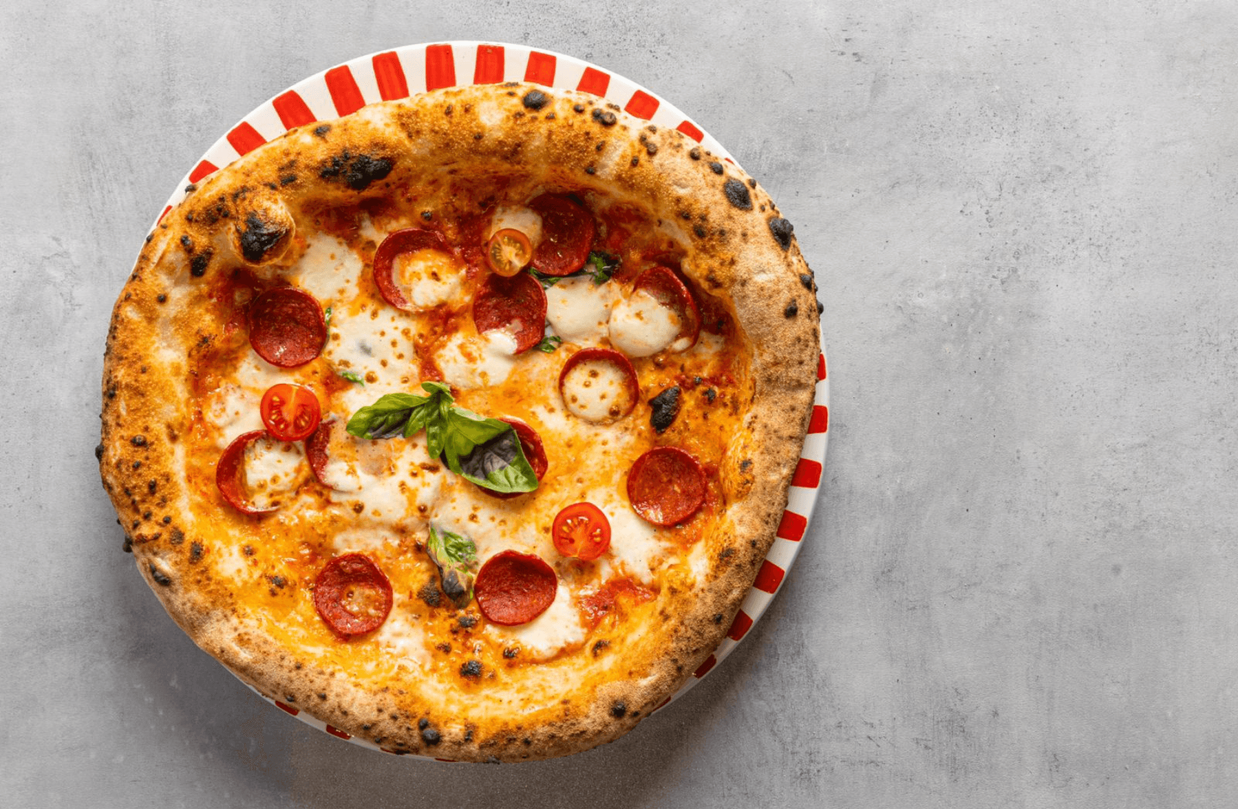 Pizza Napolitaine Pepperoni