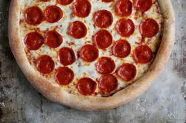 pizza pepperoni