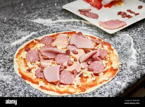 Pizza Charcuterie