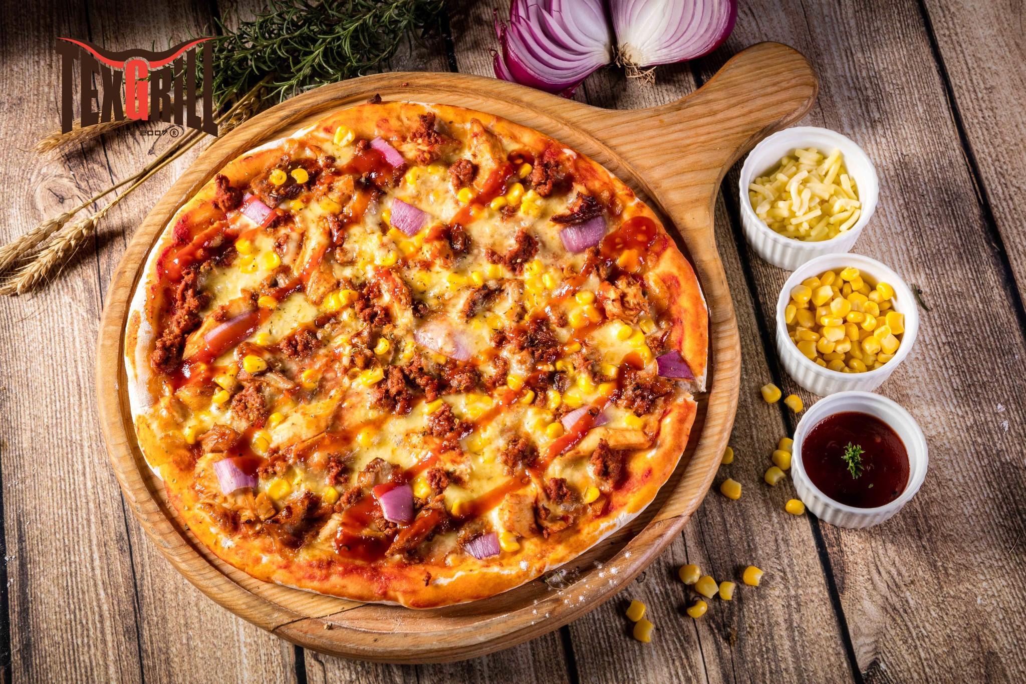 Pizza Americaine
