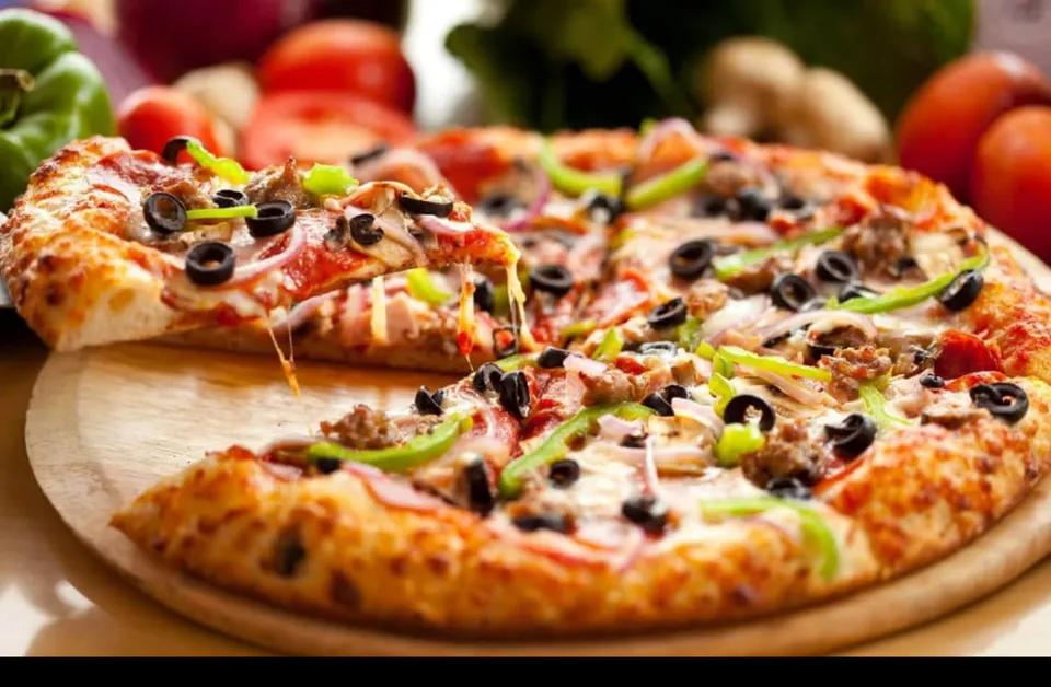 Pizza Manipollio