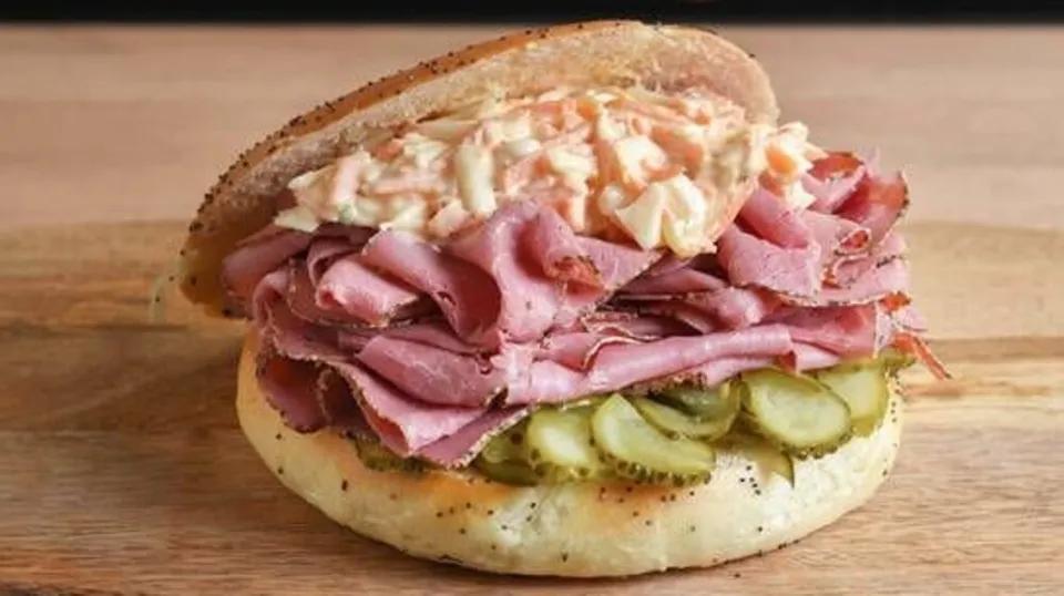 Sandwich Cacher