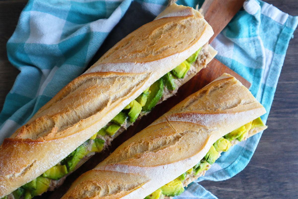 Sandwich Spécial Avocat Au Thon