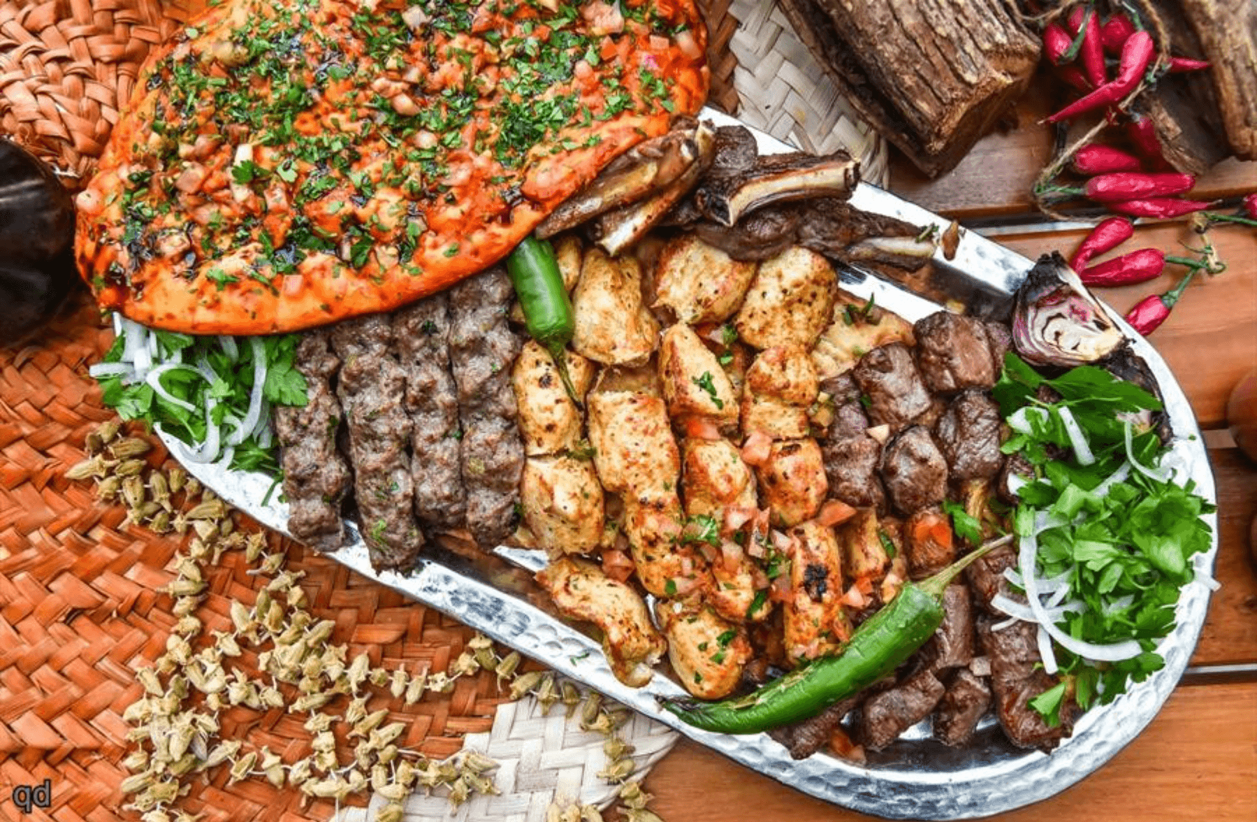 لوح مشاوي سبيسيال كرم لبنان