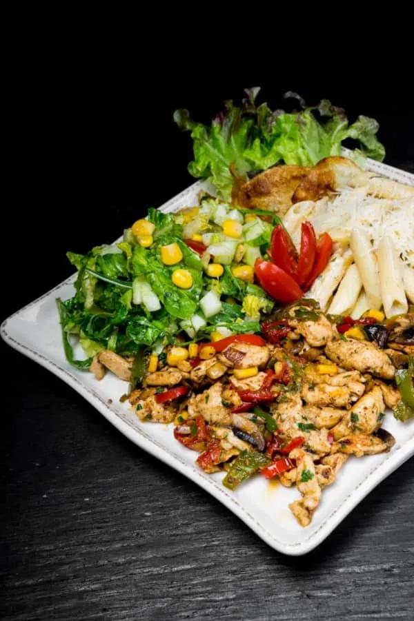 Émincé de poulet à la façon thai