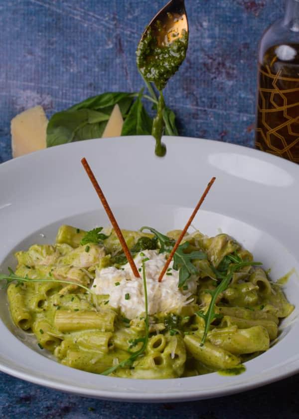 Pasta Pollo Al Pesto
