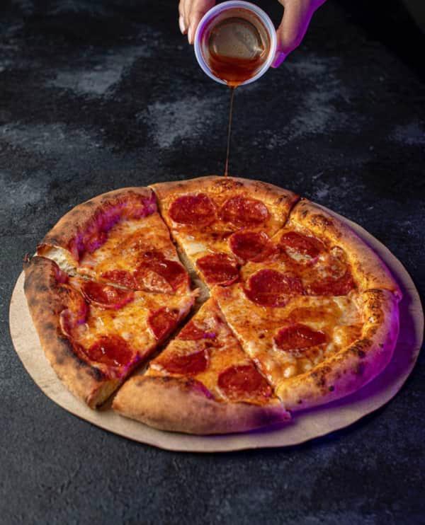 Pizza Peperoni Maison Lascours