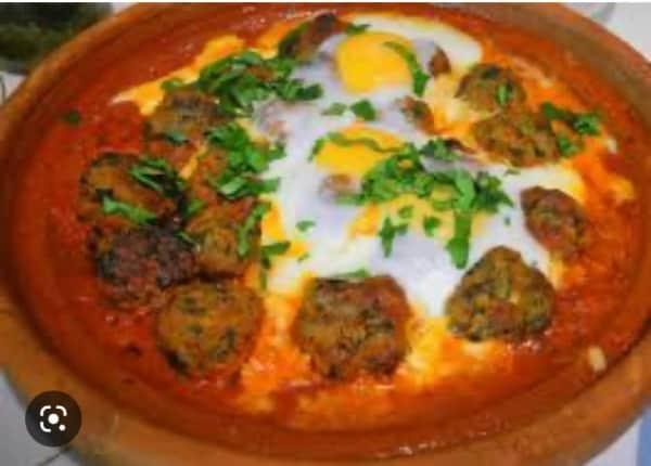 Tajine Kefta au oeufs