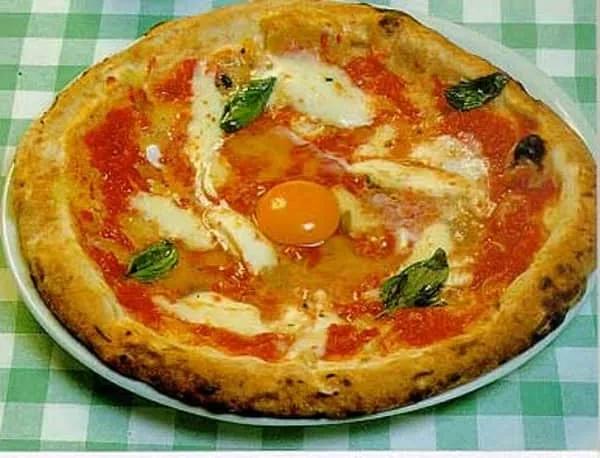 Pizza Bismarck