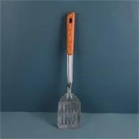 Golden three holes spatula