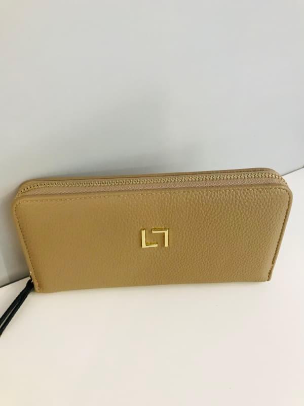Long Multi-Card Wallet - Beige