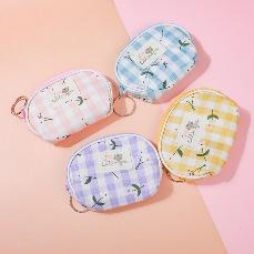 Checked flower semicircle coin purse