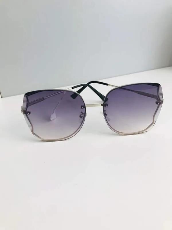 Personality Multilateral Lady’s Sunglasses-Grey gradient