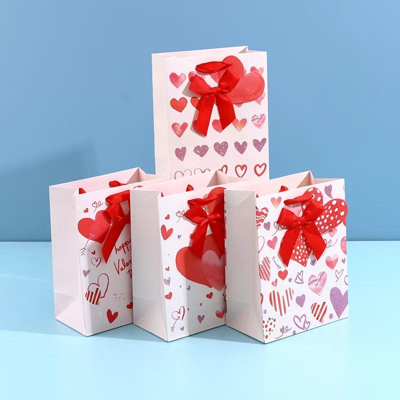 gift bag - Love