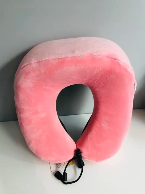 U- shaped pillow