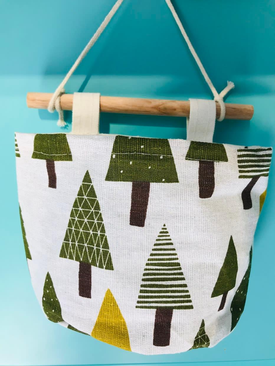 Simple style fabric storage hanging-single pocket