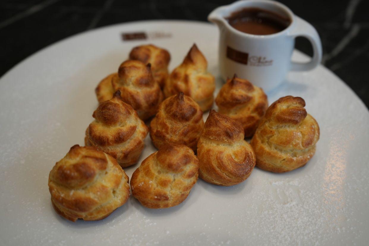 Choux à la crème croquant au chocolat
