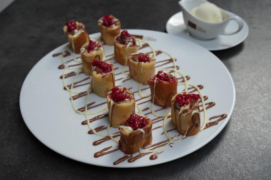 Crêpe sushi framboise
