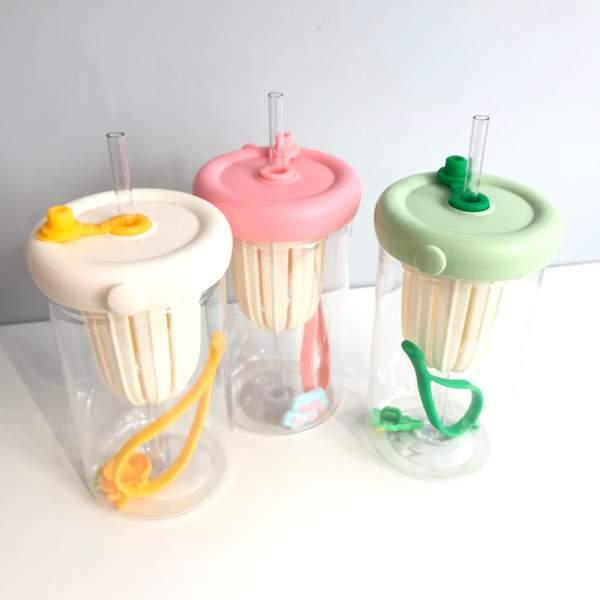 Lemon plastic cup with straw 600ml
