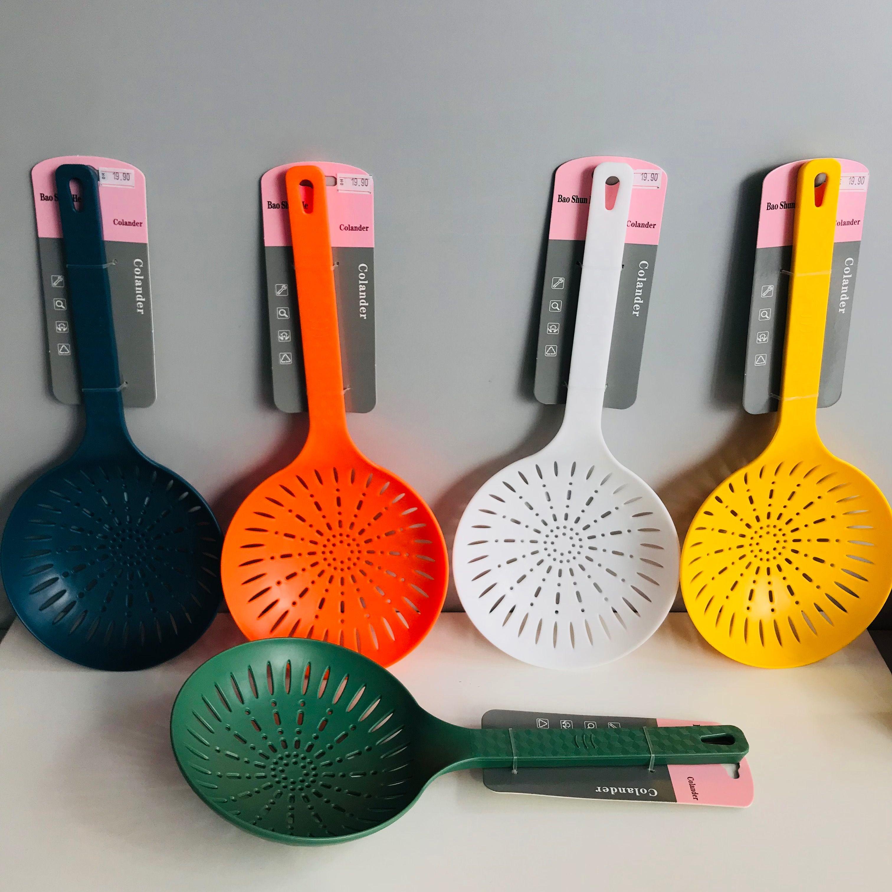 PP round colander medium size-3044