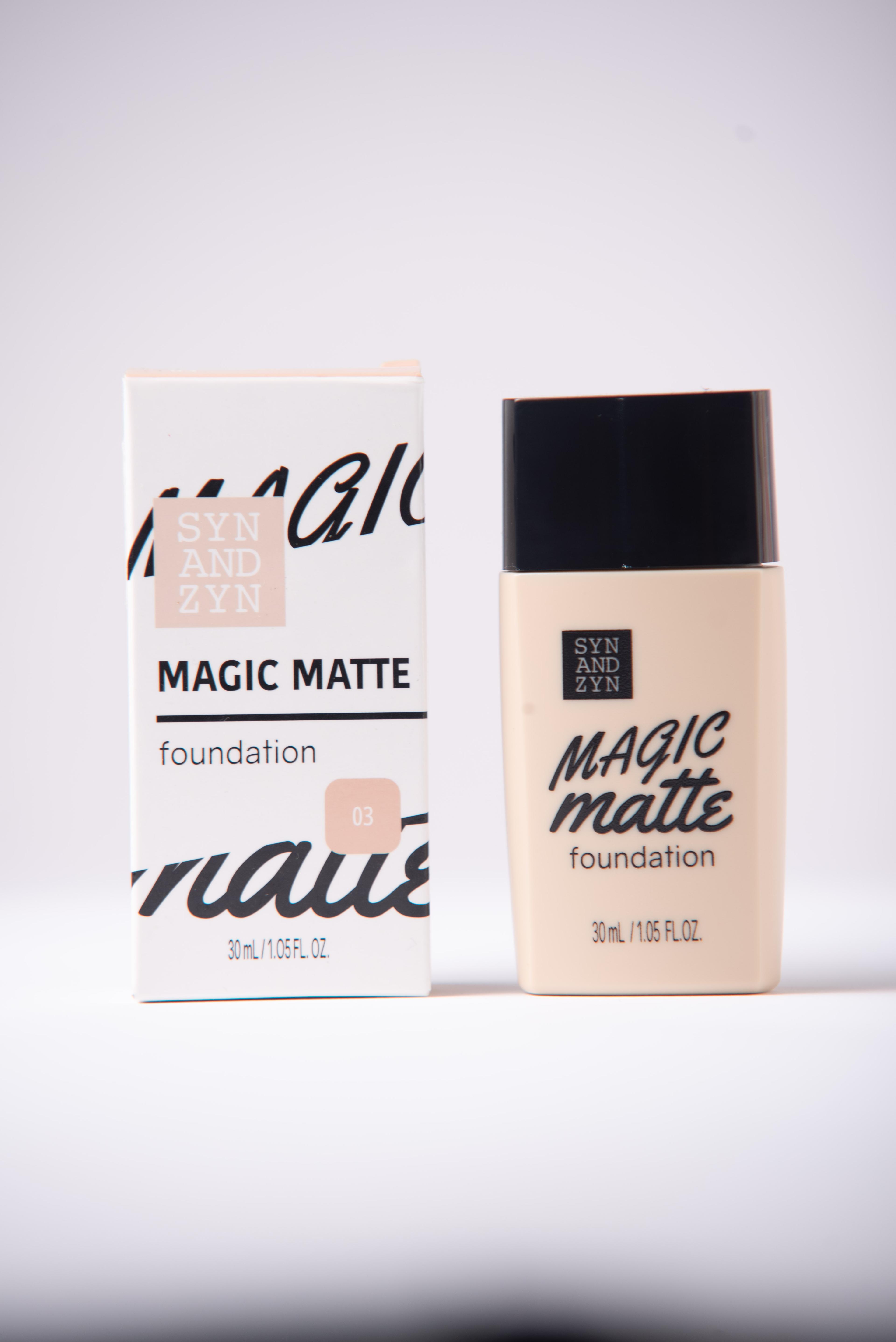 Magic Matte Foundation : 03 30 Ml
