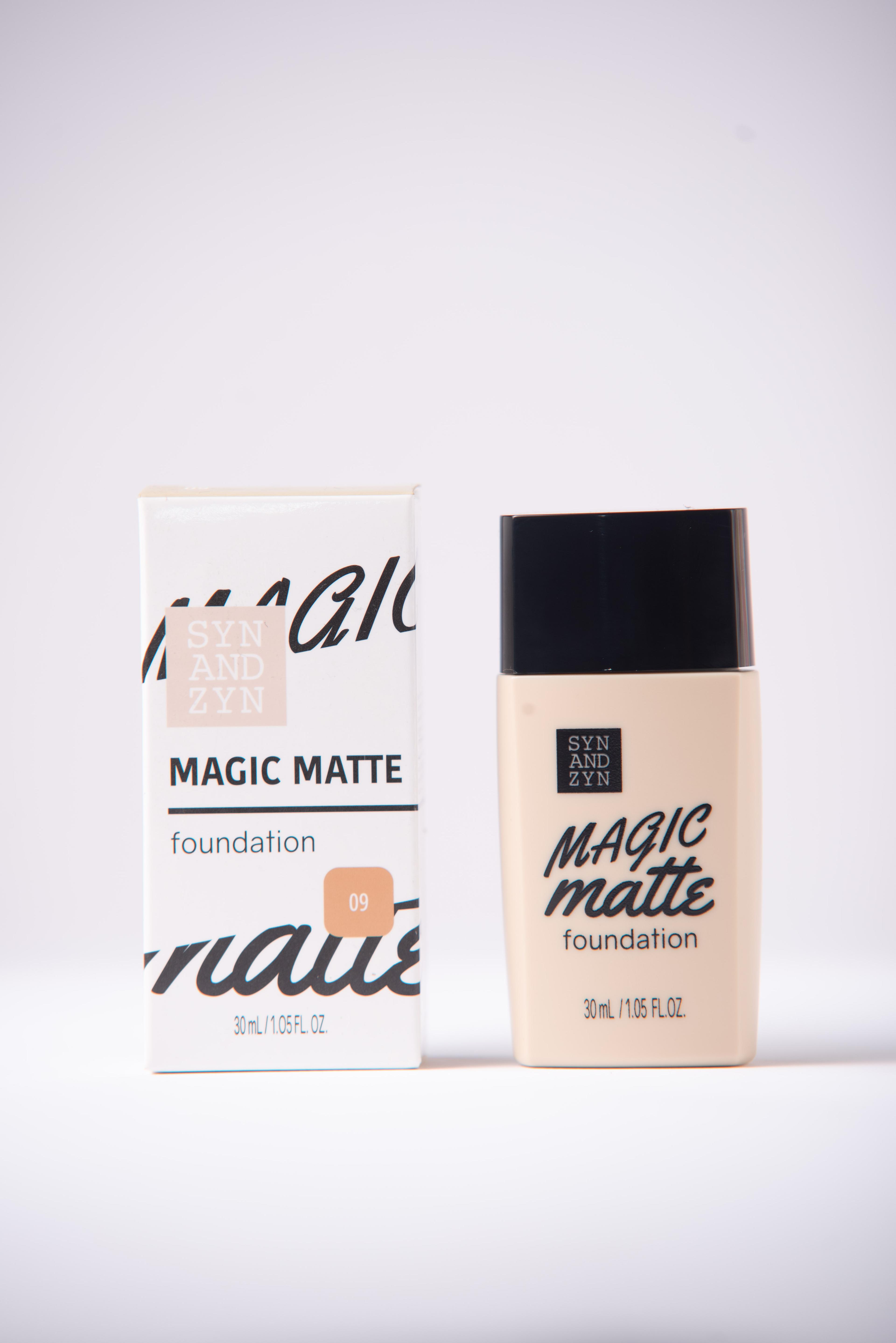 Magic Matte Foundation : 09 30 Ml