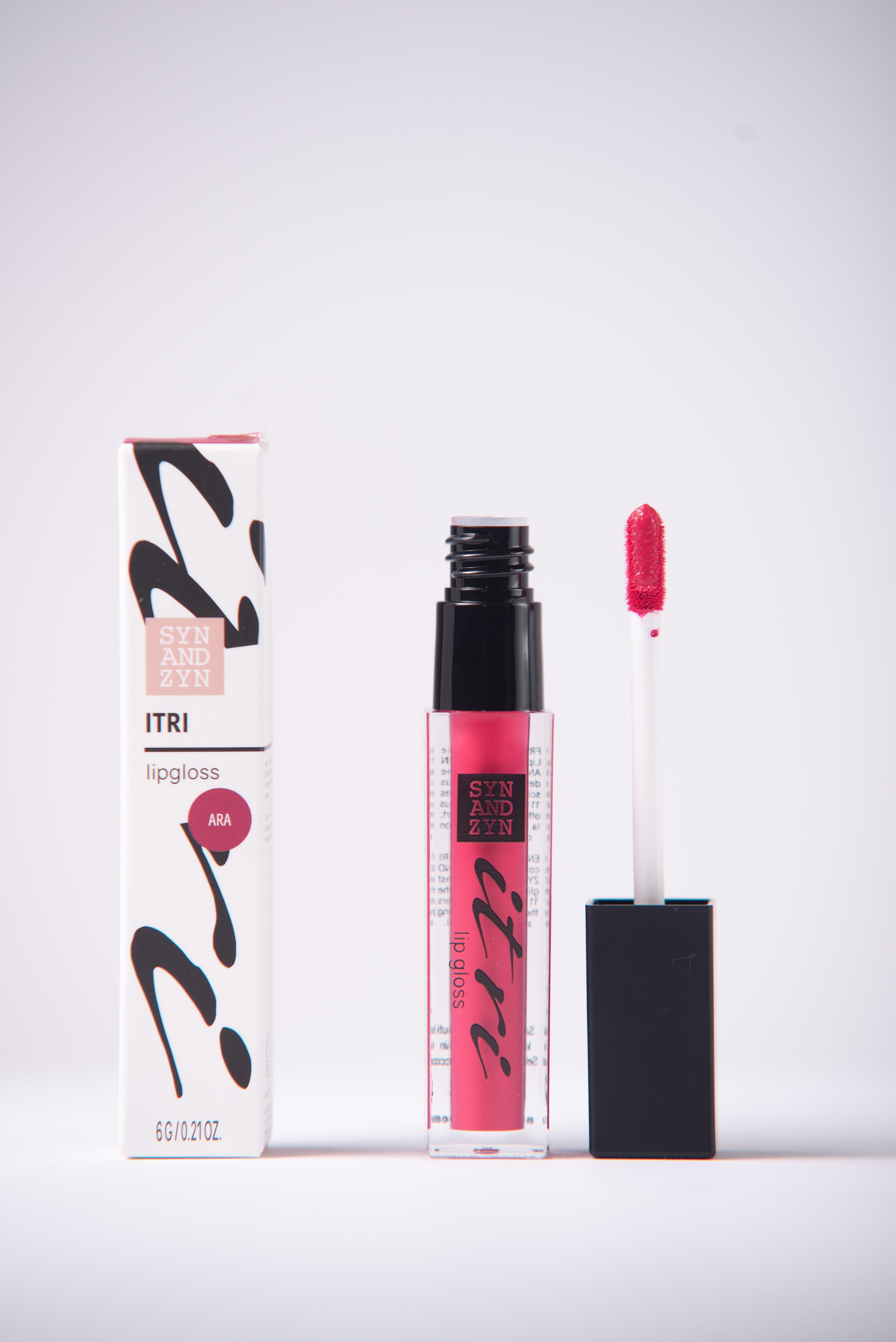 Itri Lip Gloss Lacquer : Be Ara 6 Gr