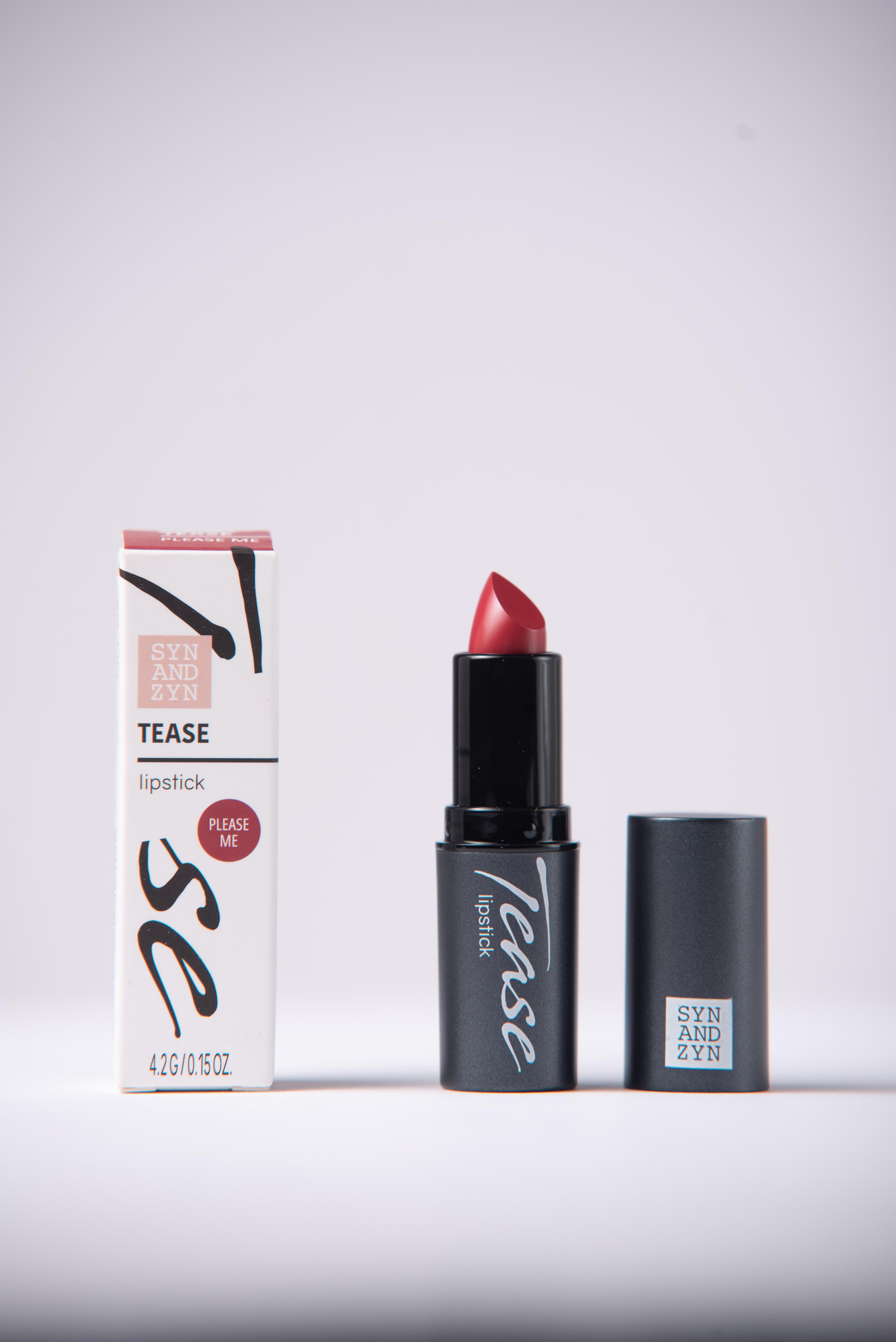 Tease Lipstick : Please Me 3.8 Gr