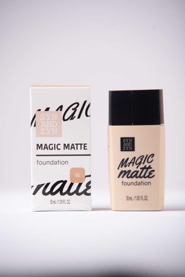 Magic matte foundation : 06 30 ml