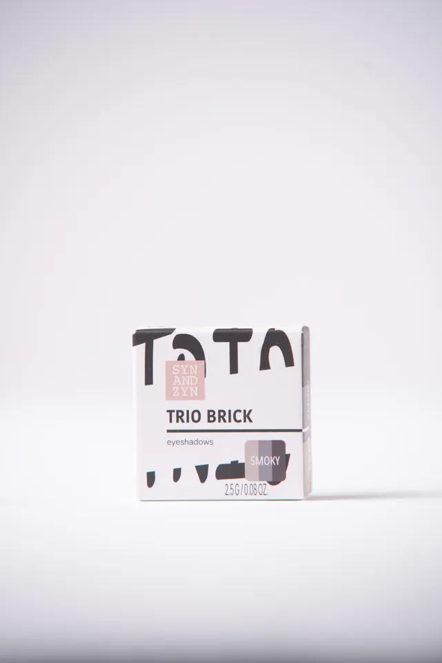 Trio Eyeshadow : SMOKY 2.3 gr