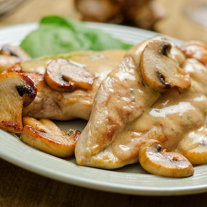 Escalope De Poulet Crème Champignons