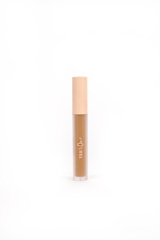 Anti-cernes et illuminateur Yan&One- Teinte 05R Very gold 5,5 ml